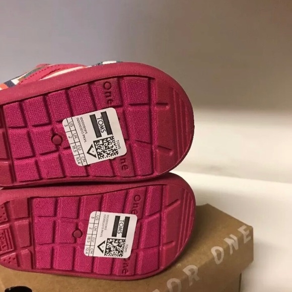 Tom's Tiny (Toddler) Pink Village Geo Cordones NIB - Picture 5 of 5